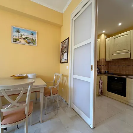 I Deluxe Seafront - Sea View - Garden & Terrace -prime Location- * Cannes