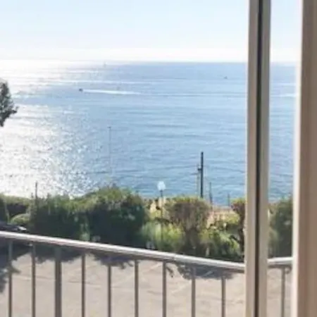 Villa Directly On The Sea *