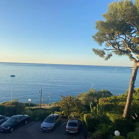 Villa I Deluxe Seafront - Sea View - Garden & Terrace -prime Location- Cannes