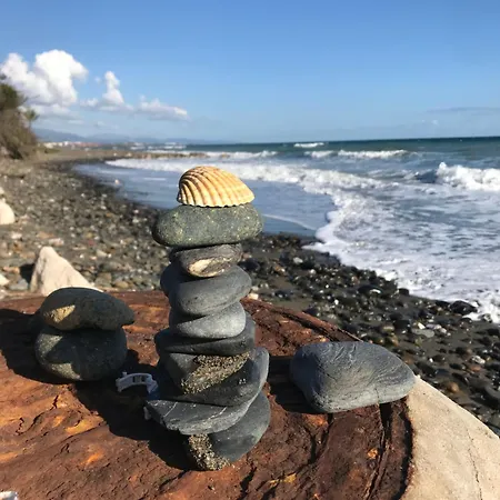 Villa I Deluxe Seafront - Sea View - Garden & Terrace -prime Location- Cannes