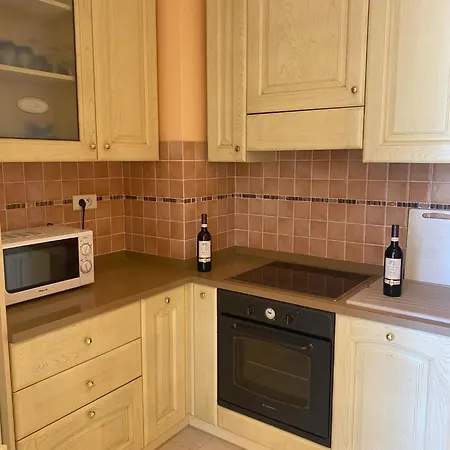 I Deluxe Seafront - Sea View - Garden & Terrace -prime Location- * Cannes