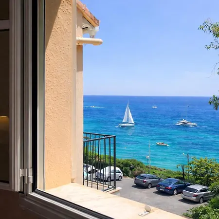Beachfront I Garden - Terrace & Sea View -prime Location- Free Parking * 칸느