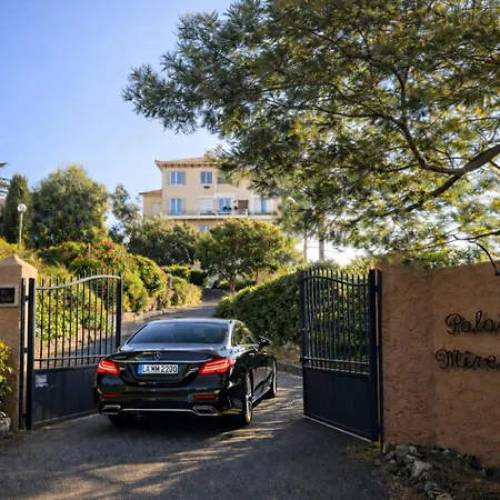 I Deluxe Seafront - Sea View - Garden & Terrace -prime Location- Villa Cannes