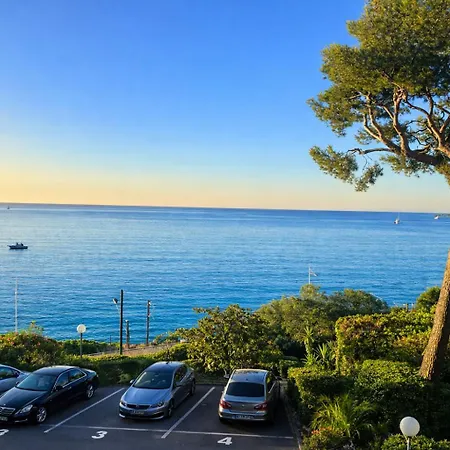 Villa Beachfront I Garden - Terrace & Sea View -prime Location- Free Parking Cannes